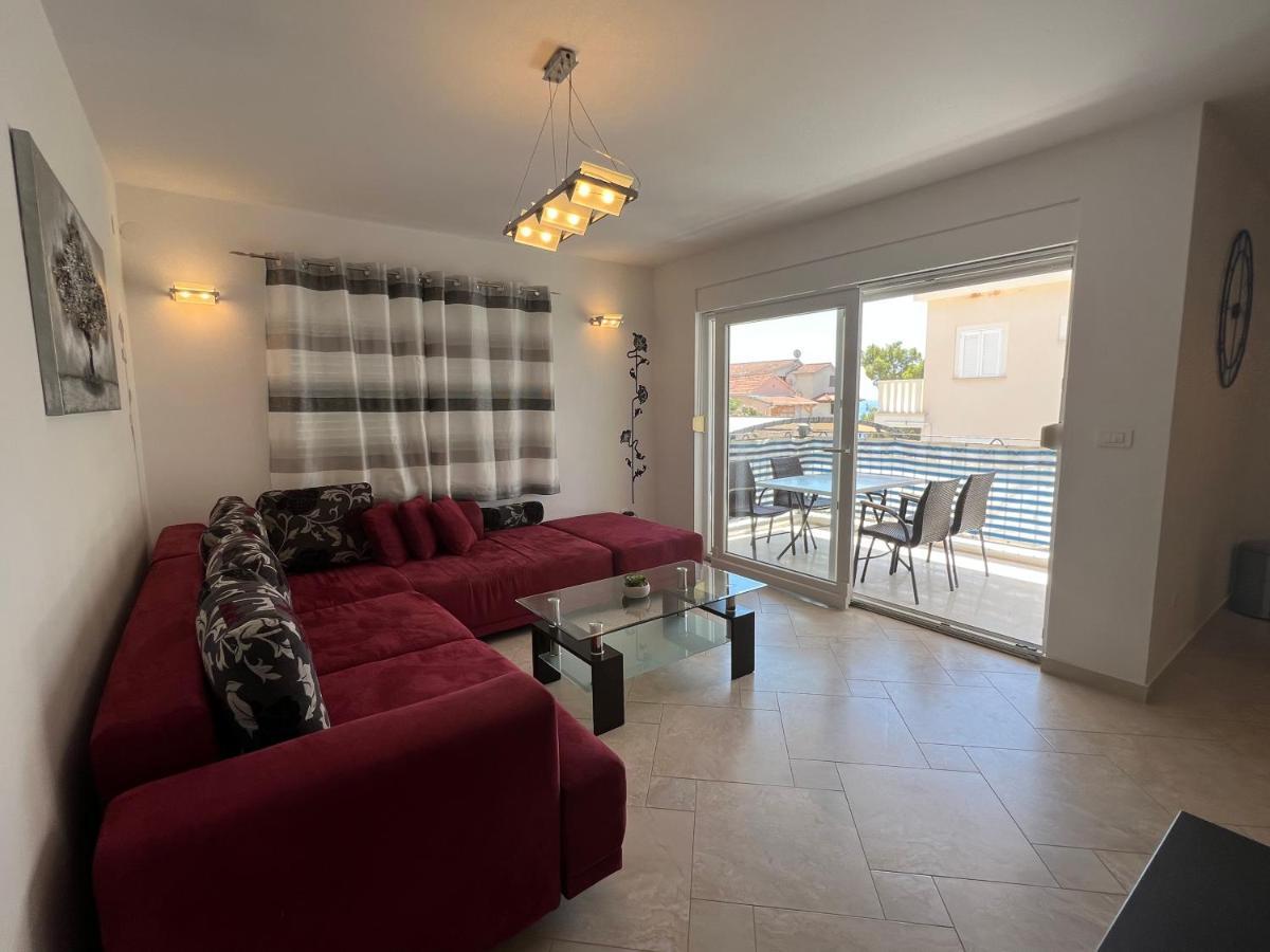 Ana Exclusive Apartments Jelsa  Extérieur photo