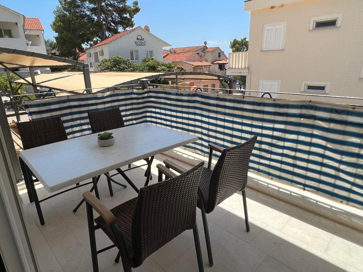 Ana Exclusive Apartments Jelsa  Extérieur photo