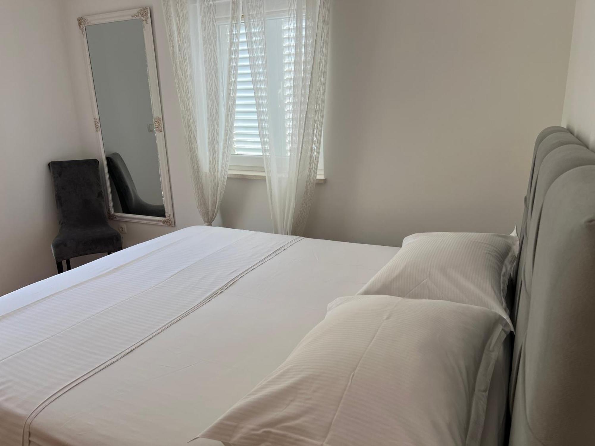 Ana Exclusive Apartments Jelsa  Extérieur photo