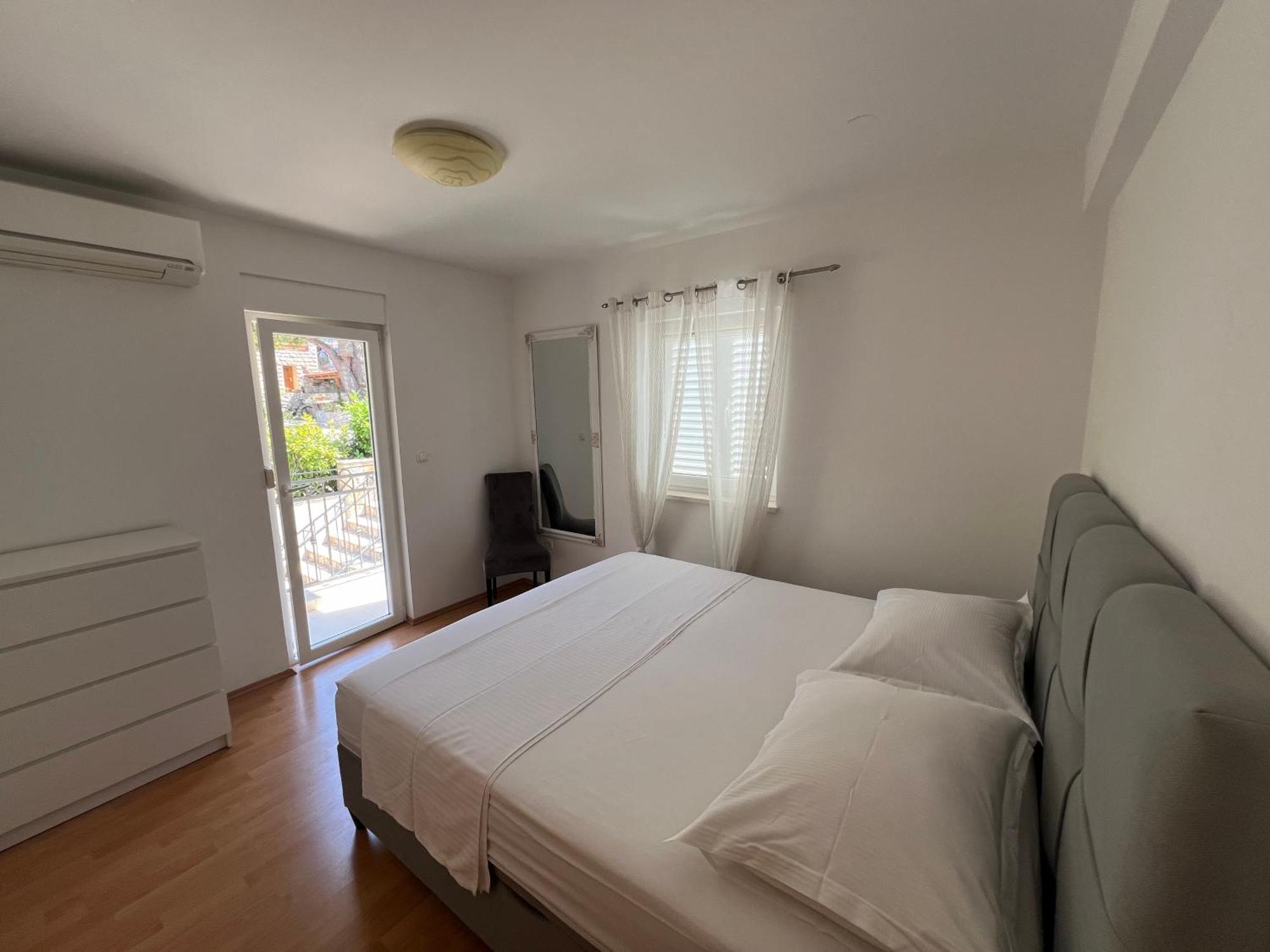 Ana Exclusive Apartments Jelsa  Extérieur photo
